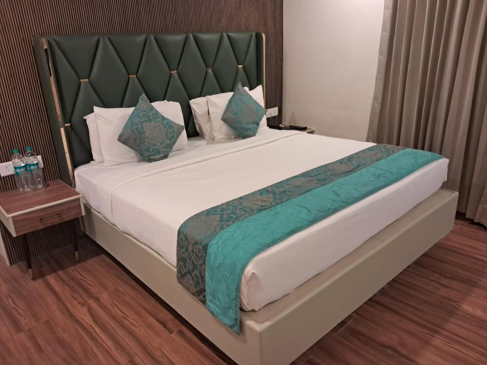 Hotel Grand Residence Chennai Eksteriør billede